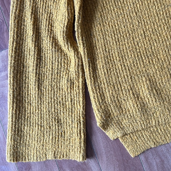 BRAVE SOUL💫Women’s Mustard Yellow Mock Neck Long Sleeve Ribbed Knit Sweater - Picture 4 of 9